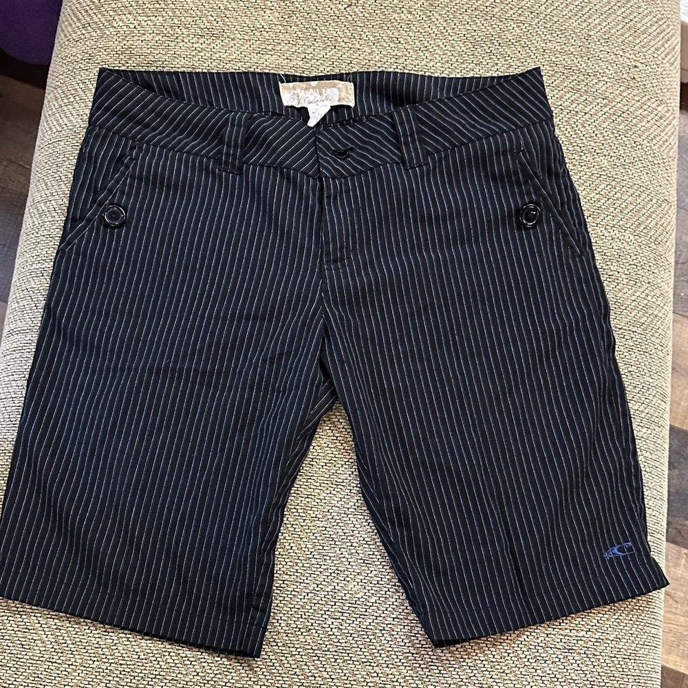 O'Neill Black Pinstripe Women's Bermuda Shorts